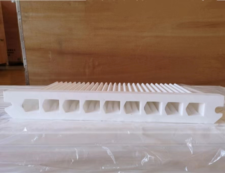 志新環(huán)保塑燒板除塵器的基本特點(diǎn)(圖1) 志新環(huán)保塑燒板除塵器的基本特點(diǎn)(圖1)